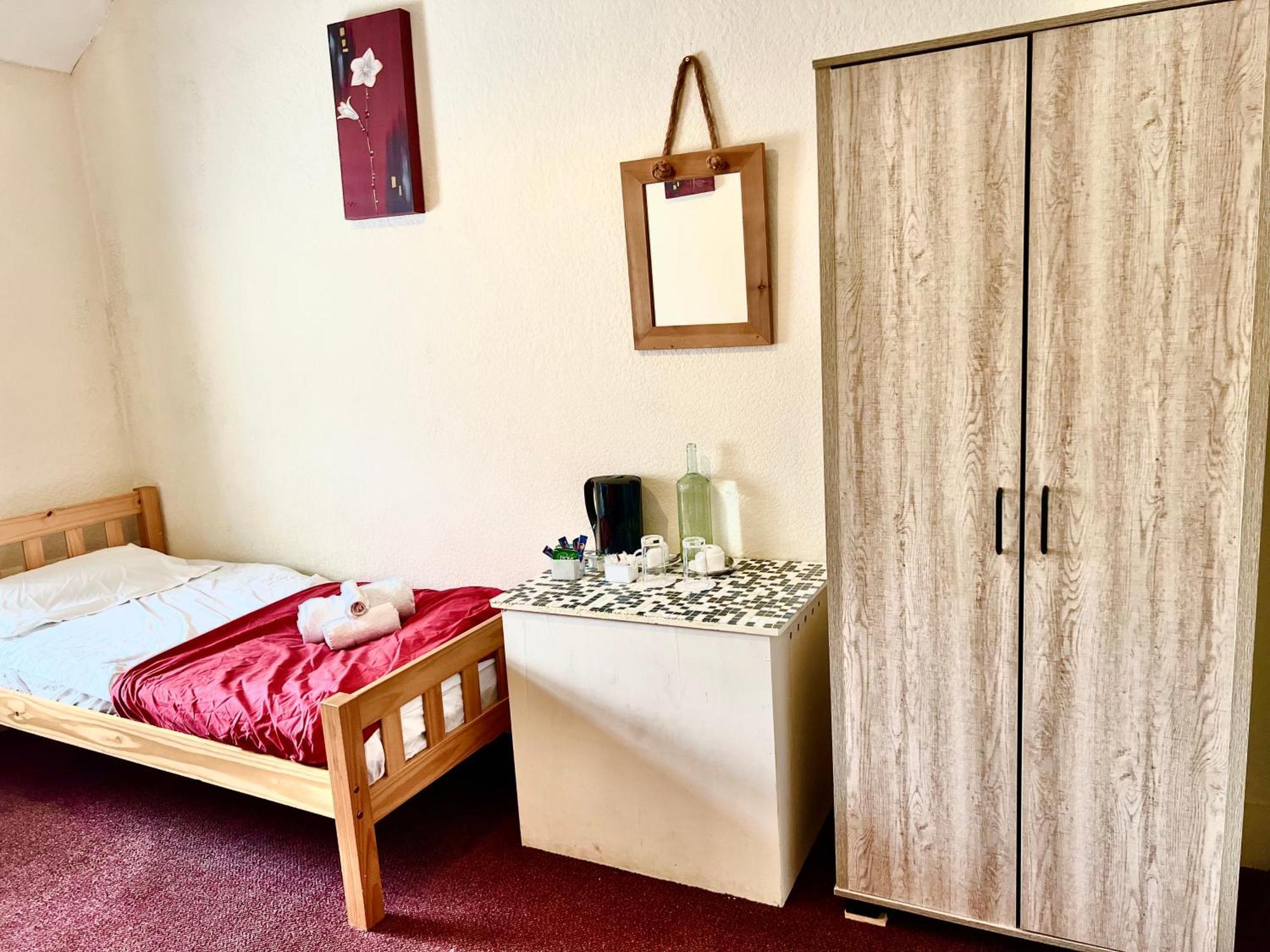 The Coach House Inn Moycullen Exteriér fotografie