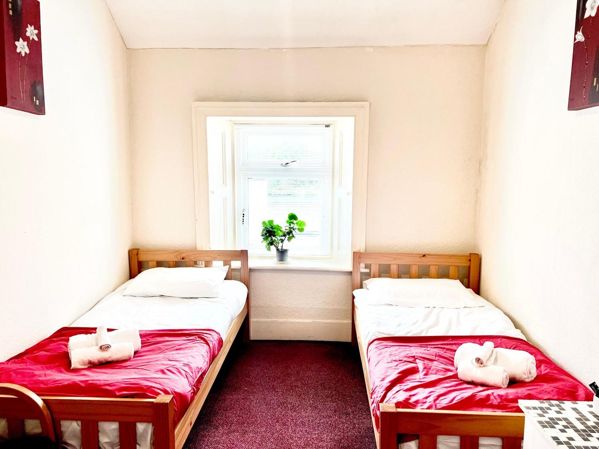 The Coach House Inn Moycullen Exteriér fotografie